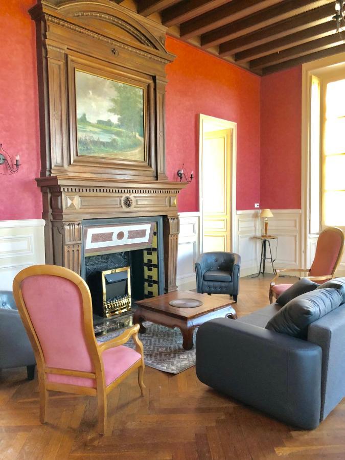 Hotel Particulier Chateau Des Marais Proximite Et Vue Sur Le Lac De Grand Lieu Saint-Philbert-de-Grand-Lieu Eksteriør bilde