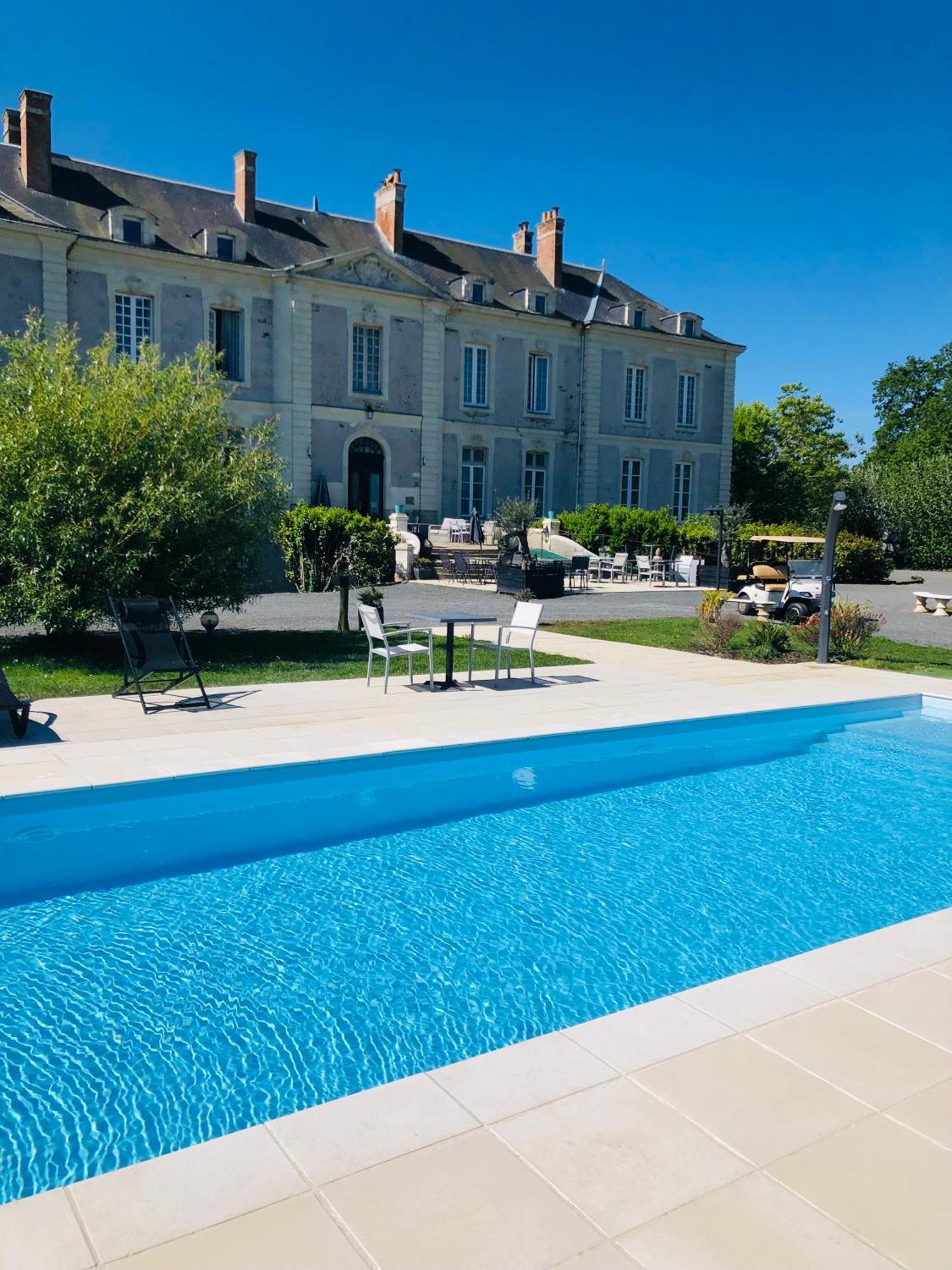 Hotel Particulier Chateau Des Marais Proximite Et Vue Sur Le Lac De Grand Lieu Saint-Philbert-de-Grand-Lieu Eksteriør bilde